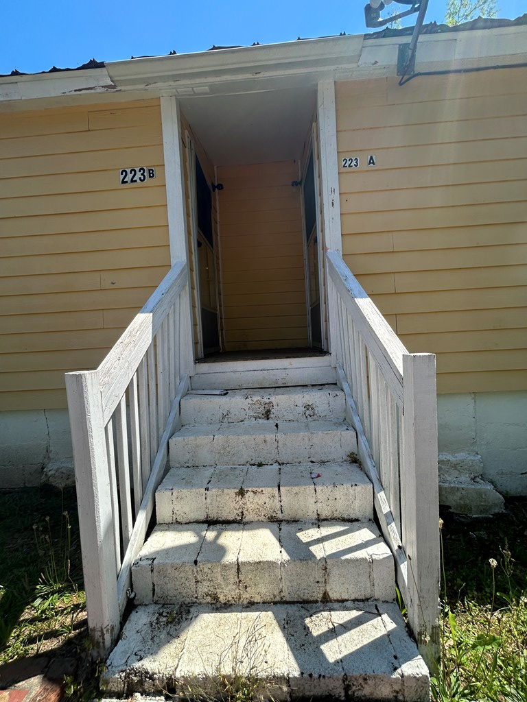 223 Academy St, Americus, GA 31709 - #2