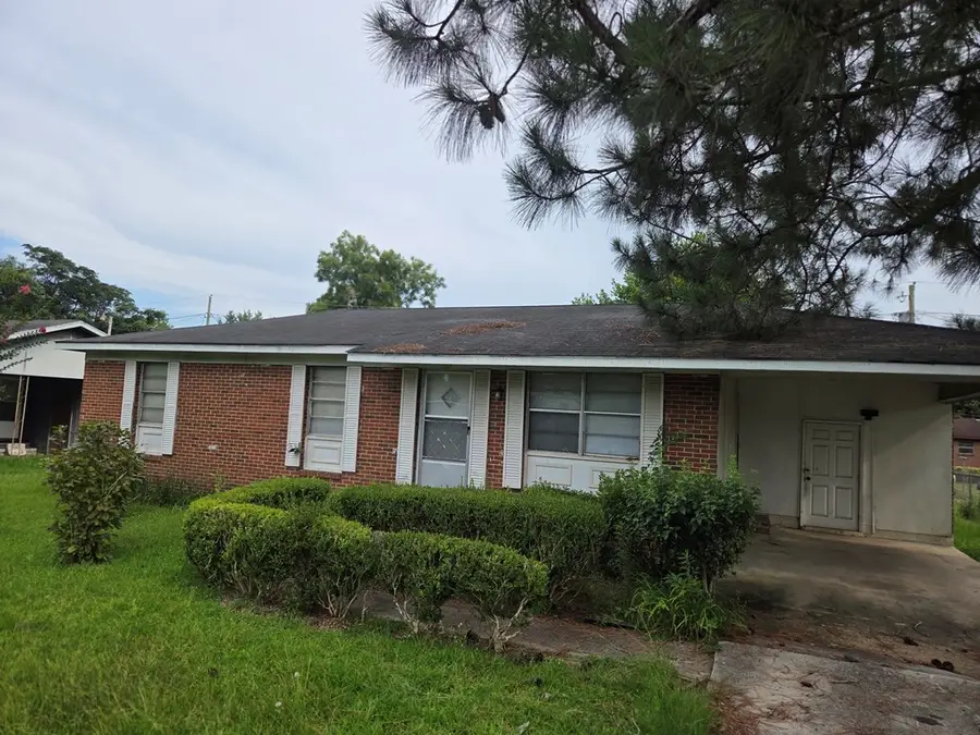 305 W 27th Avenue, Cordele, GA 31015 - #3
