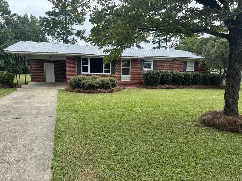 645 Cedar Dr., Ashburn, GA 31714 - #1