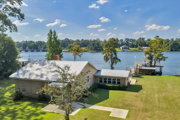 822 Lakeshore Dr, Cordele, GA 31015