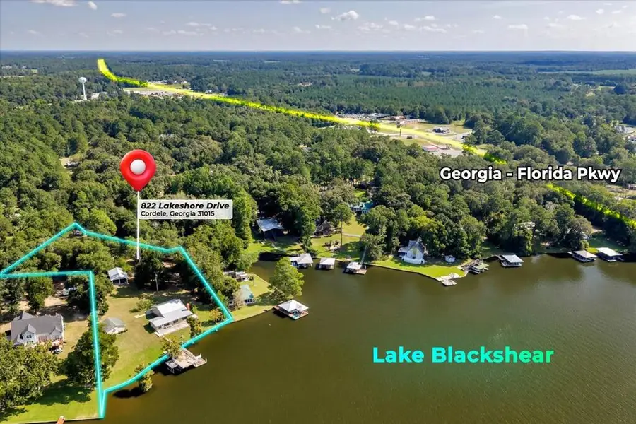 822 Lakeshore Dr, Cordele, GA 31015 - #2