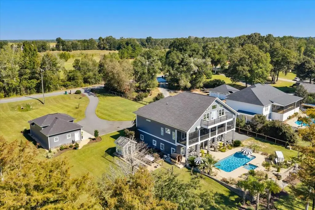 119 N Cedar Creek Road, Cordele, GA 31015 - #1