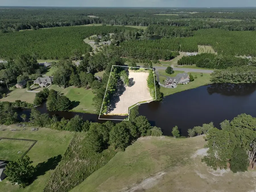 4653 Douglas Broxton Highway, Broxton, GA 31519 - Image #3