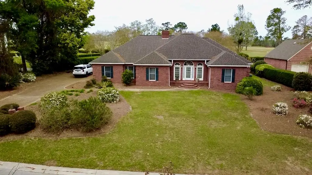 1609 Golf Club Dr, Douglas, GA 31533 - #1