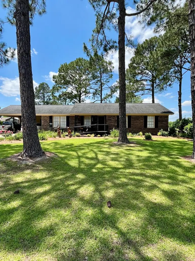 103 Meadowood Lane, Fitzgerald, GA 31750 - #1