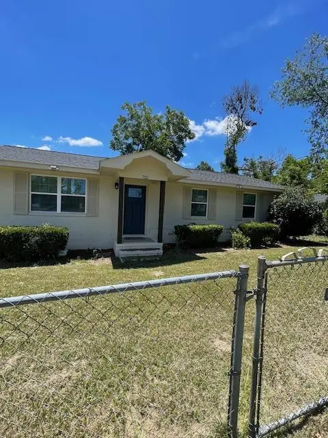 722 E Peachtree, Douglas, GA 31533 - Image #1