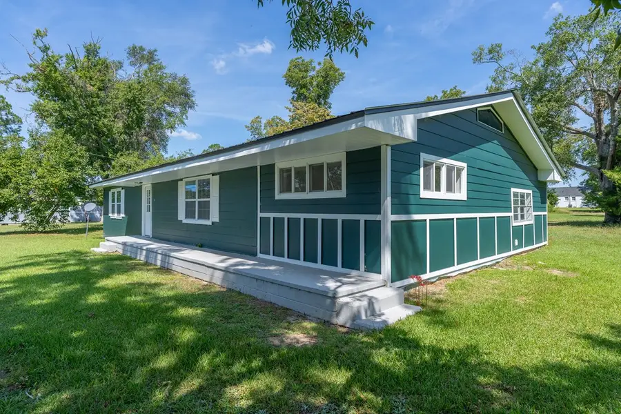 210 W Graham St, McRae Helena, GA 31055 - Image #3