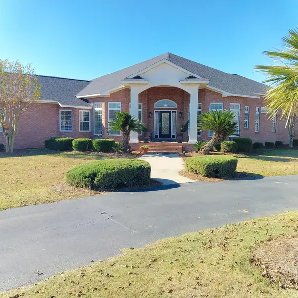 1 Hwy 441 South, Douglas, GA 31535