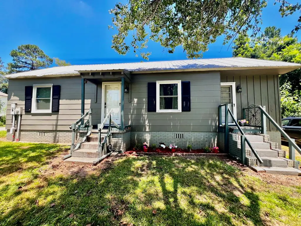 309 Schley, Douglas, GA 31533 - #1