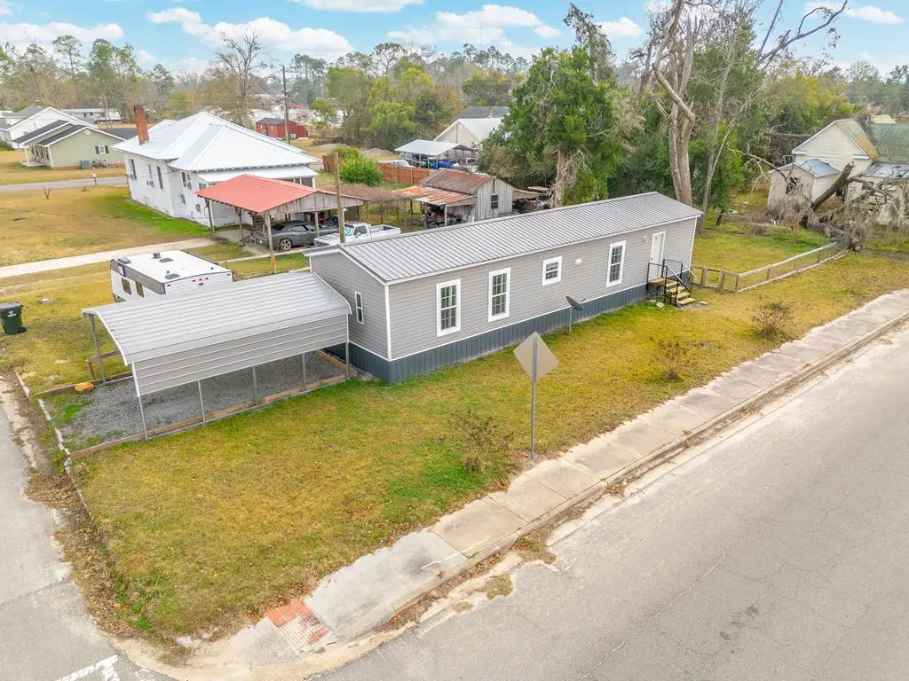 74 Pearson St, Pearson, GA 31642 - Image #1