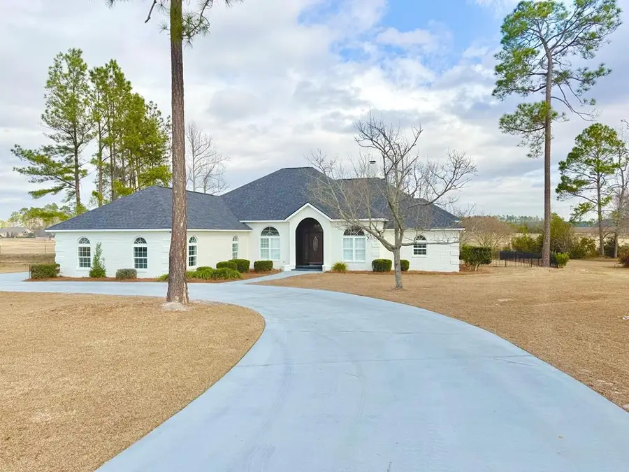 873 Beaver Kreek Rd, Douglas, GA 31535 - Image #2