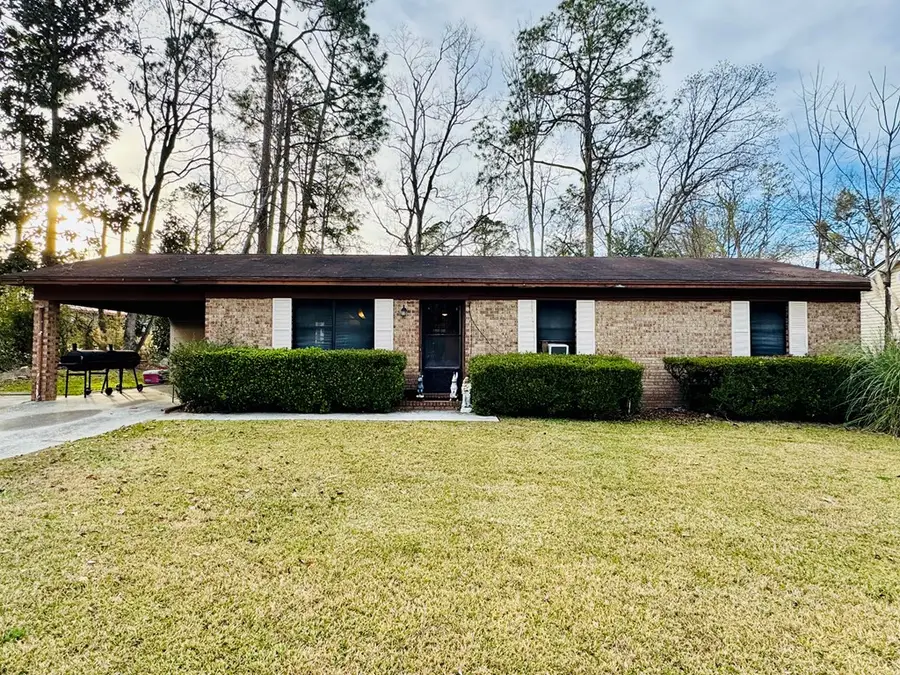 1101 N N. Dewey Ave., Douglas, GA 31533 - Image #2