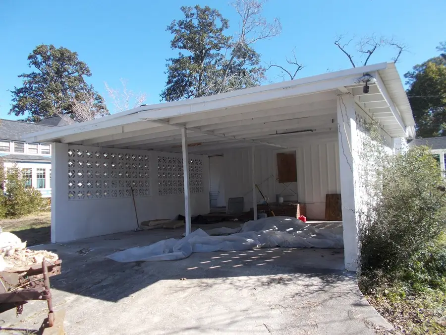 201 N Gaskin, Douglas, GA 31533 - #2