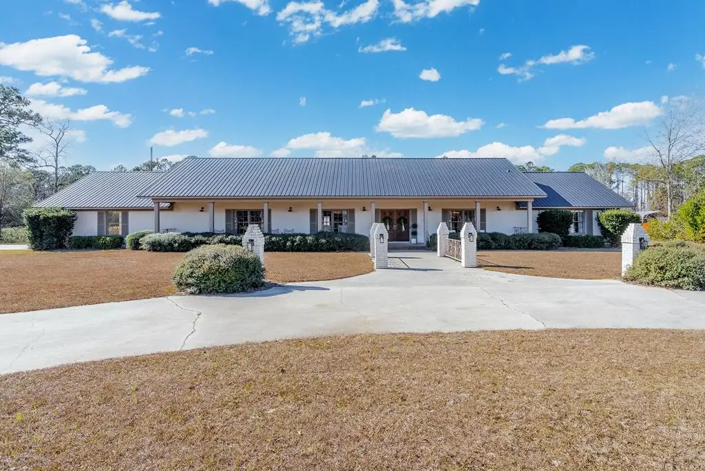403 Rose Lane, Douglas, GA 31533 - #1