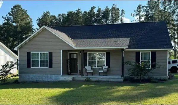 1574 Baymeadows Dr, Douglas, GA 31535