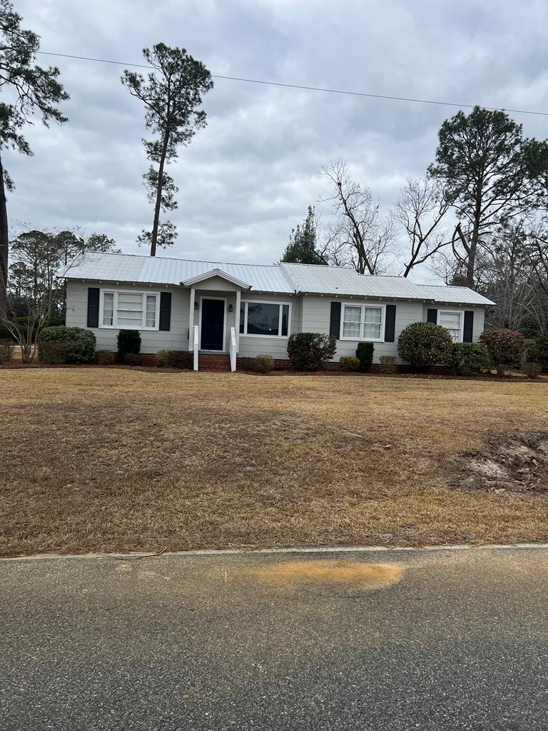 401 N Letitia Ave, Douglas, GA 31533 - #1