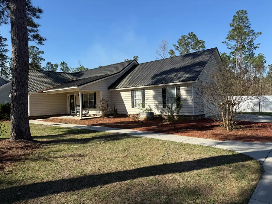 152 Riverside Dr, Douglas, GA 31535 - #3