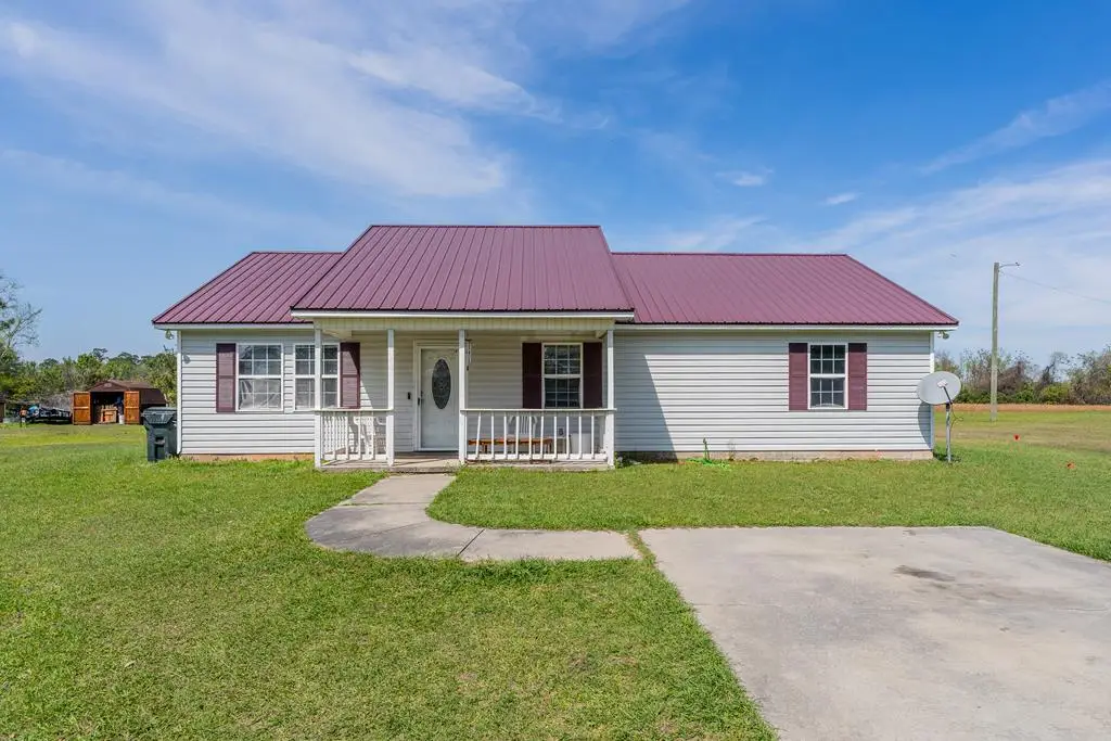 407 Pinecrest Dr, Douglas, GA 31533 - #1