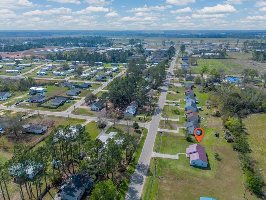 407 Pinecrest Dr, Douglas, GA 31533 - #3