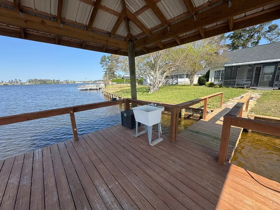 512 Island Drive, Douglas, GA 31535 - #3