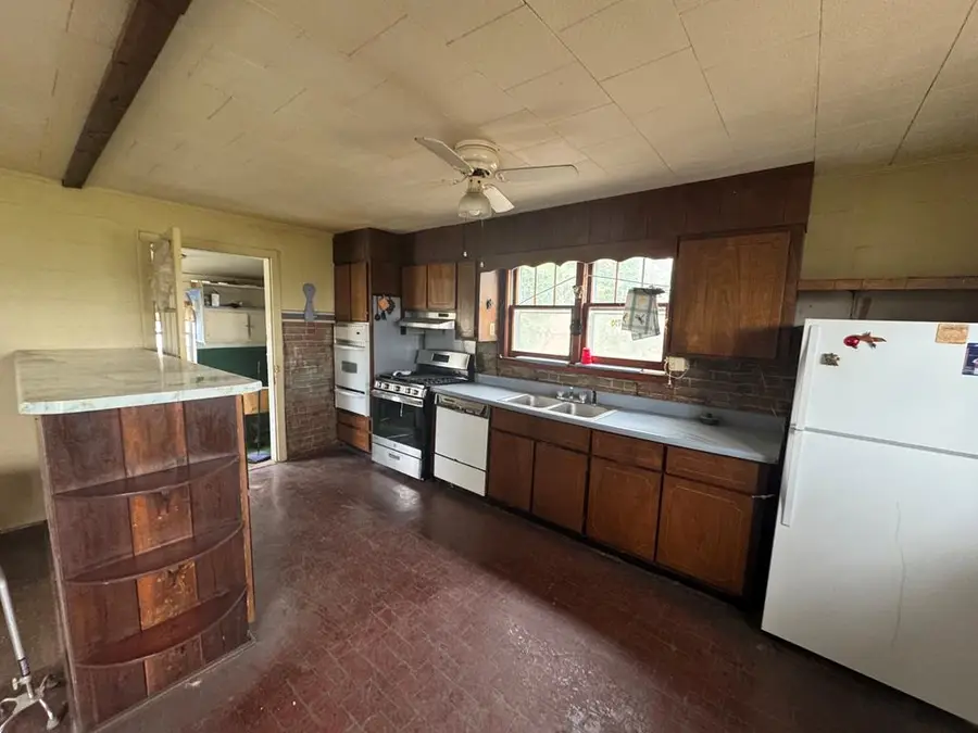 621 John Paulk Rd, Willacoochee, GA 31650 - #2