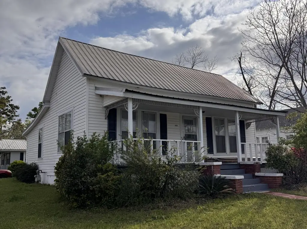 326 W Bryan St, Douglas, GA 31533 - #1