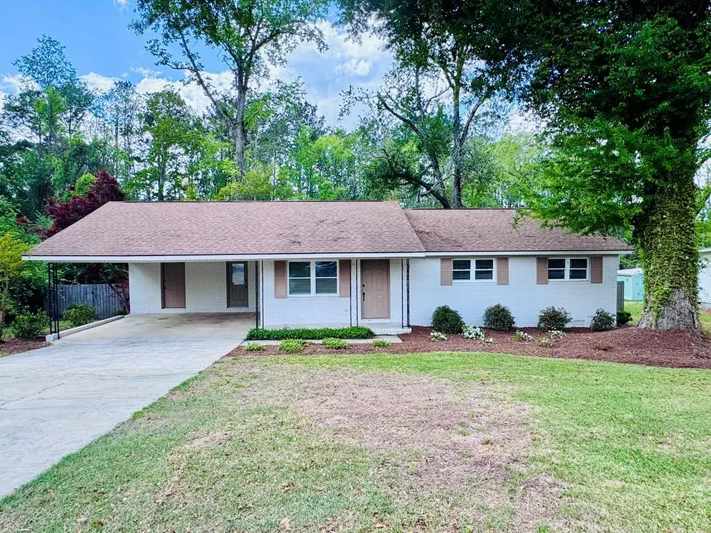 1905 Greenview Dr., Douglas, GA 31533 - #1