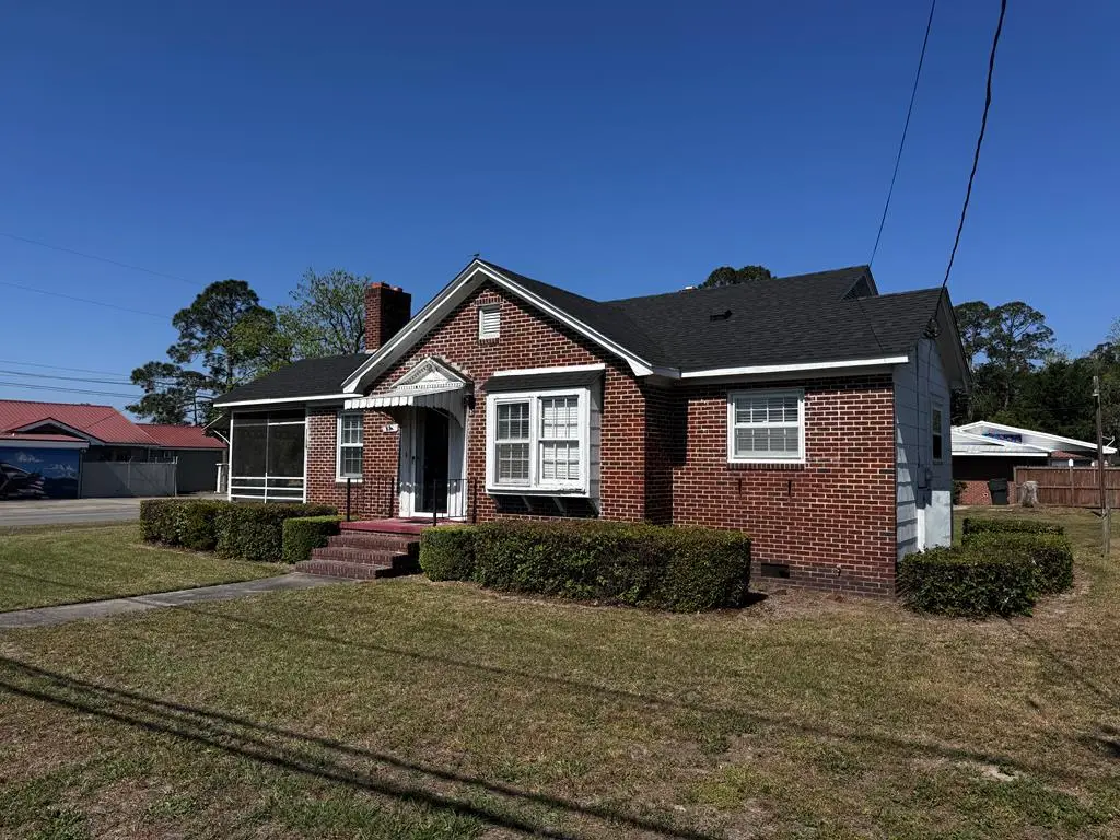 826 S Main, Baxley, GA 31513 - #1