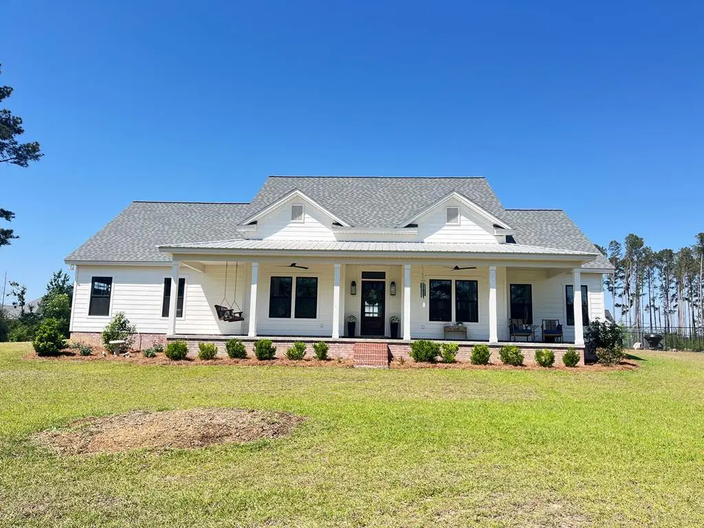 242 Lakeside Circle, Douglas, GA 31535 - #1