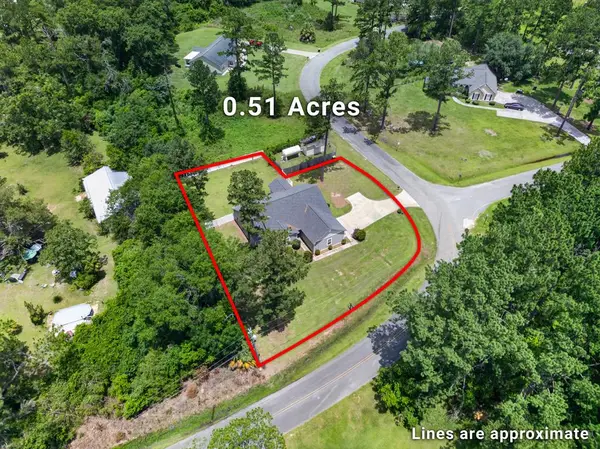 59 Lakeview Circle, Douglas, GA 31535