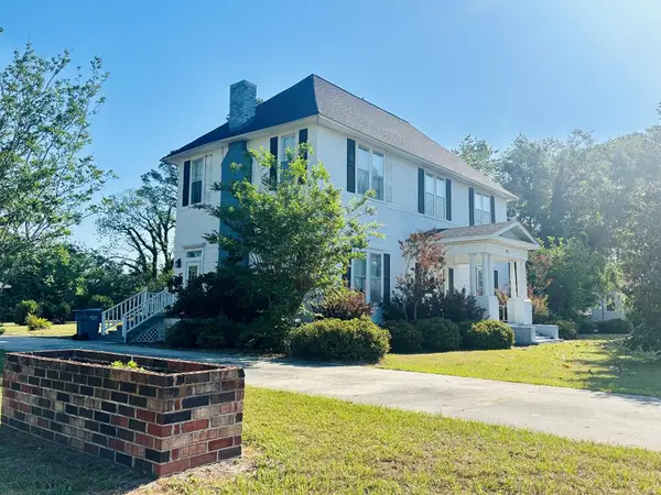 104 Little Avenue, Broxton, GA 31519