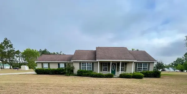 429 Willow Way, Douglas, GA 31535