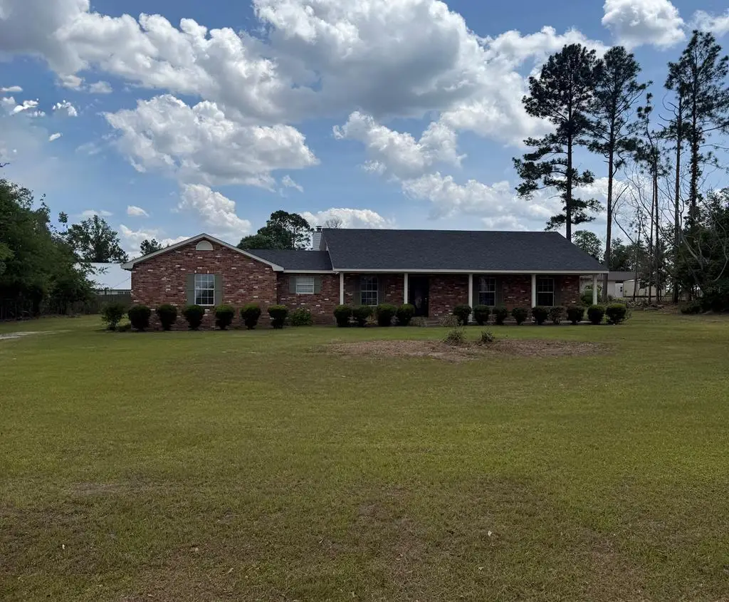 43 Victory Dr, Douglas, GA 31533 - #1