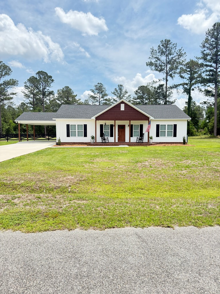 747 Lakeview Cir, Douglas, GA 31535 - #2