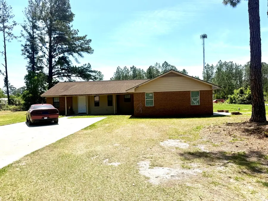 597 Miller/travelers Rest Cir, Douglas, GA 31533 - #2