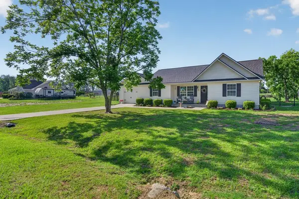 42 Summertree, Douglas, GA 31535