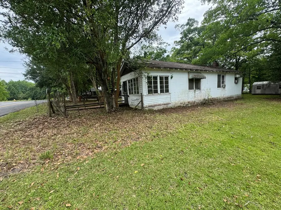 119 Sawyer Ln, Fitzgerald, GA 31750 - #3