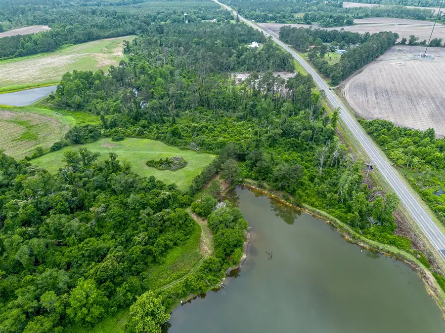 2473 Jim Meeks Rd, Nicholls, GA 31554 - #3