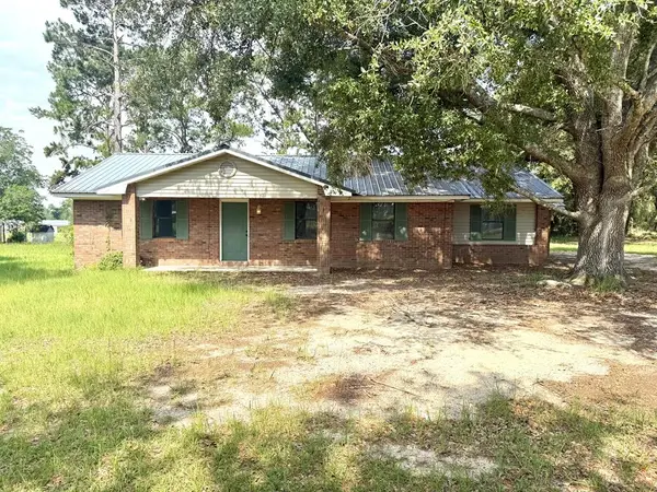 517 Ben Carver Rd, Douglas, GA 31535