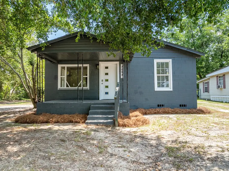 709 E Jessamine St, Fitzgerald, GA 31750 - #2