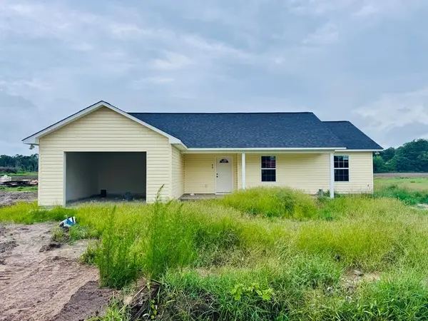 86 Miller Rd., Douglas, GA 31535