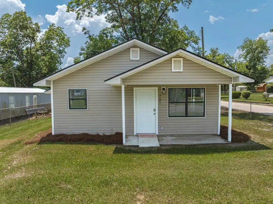 701 S Monitor Dr, Fitzgerald, GA 31750 - #2