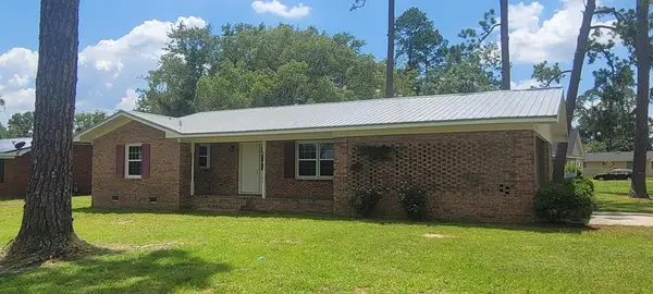 901 Lakeview Avenue, Douglas, GA 31533