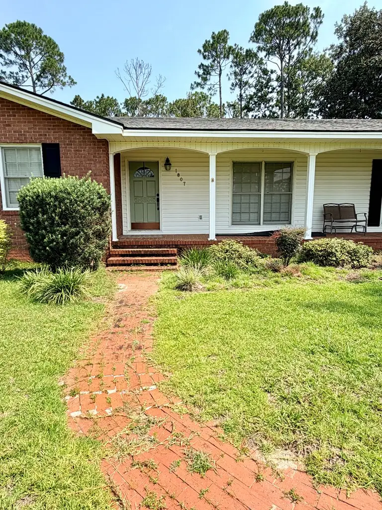1807 Bluebird Trl, Douglas, GA 31533 - #2