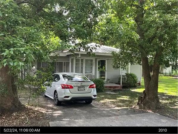 702 S Daughtry, Douglas, GA 31533