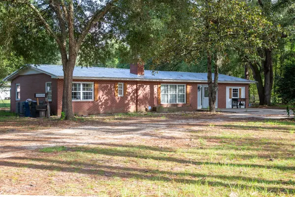 1526 Rayonier Rd, Jesup, GA 31545