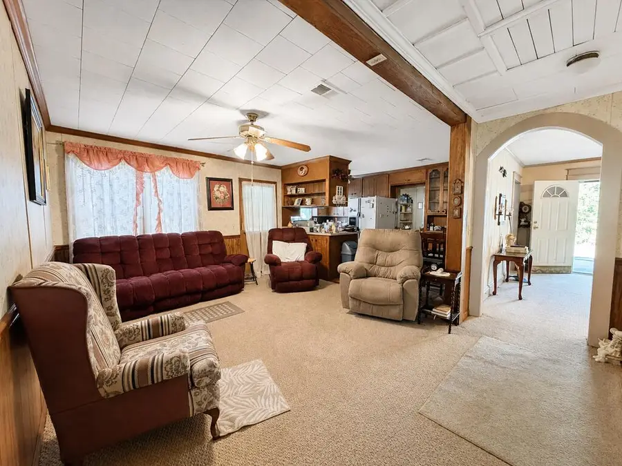 305 N. Pearl Ave, Douglas, GA 31535 - #3