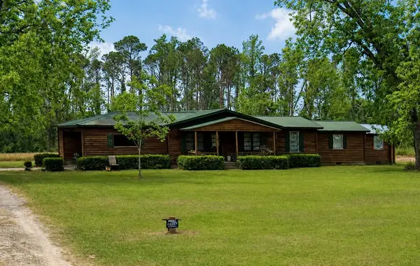 16257 Bowens Mill Rd, Wray, GA 31798