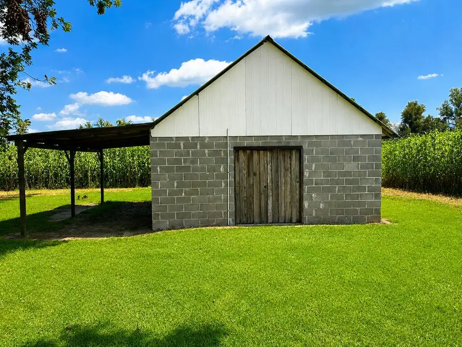 16257 Bowens Mill Rd, Wray, GA 31798 - #2