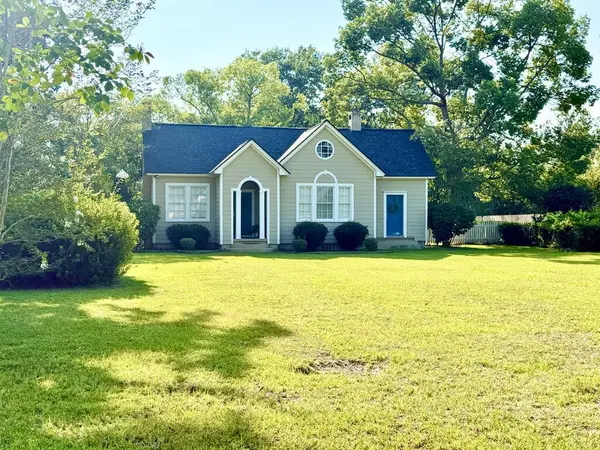 601 N Chester Ave, Douglas, GA 31533